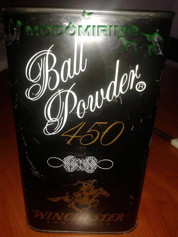 Latta nera della Winchester Ball Powder 450